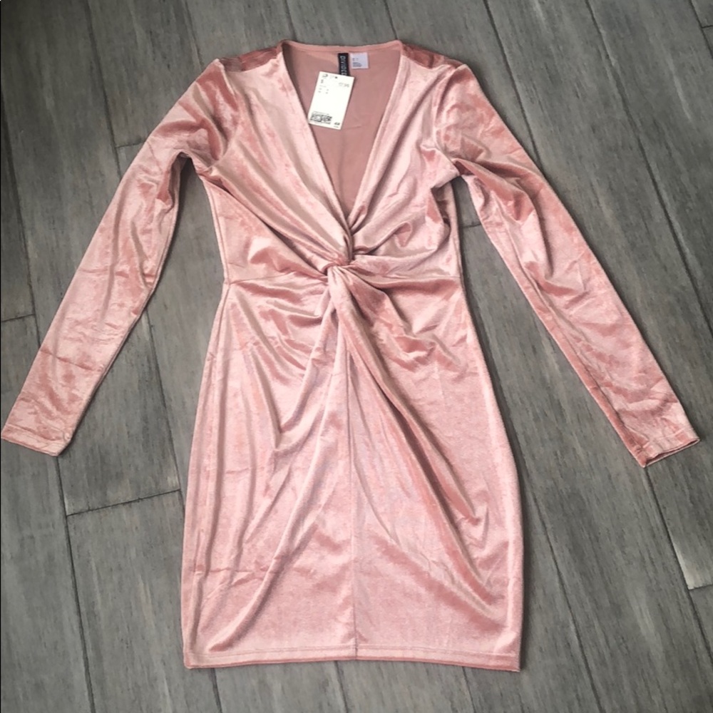 H&M Blush Pink Velvet Dress